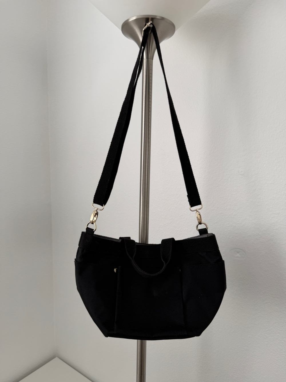Black Women's Canvas Shoulder Bag - Versatile Everyday Tote